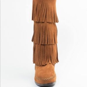 Moccasins fringe boots